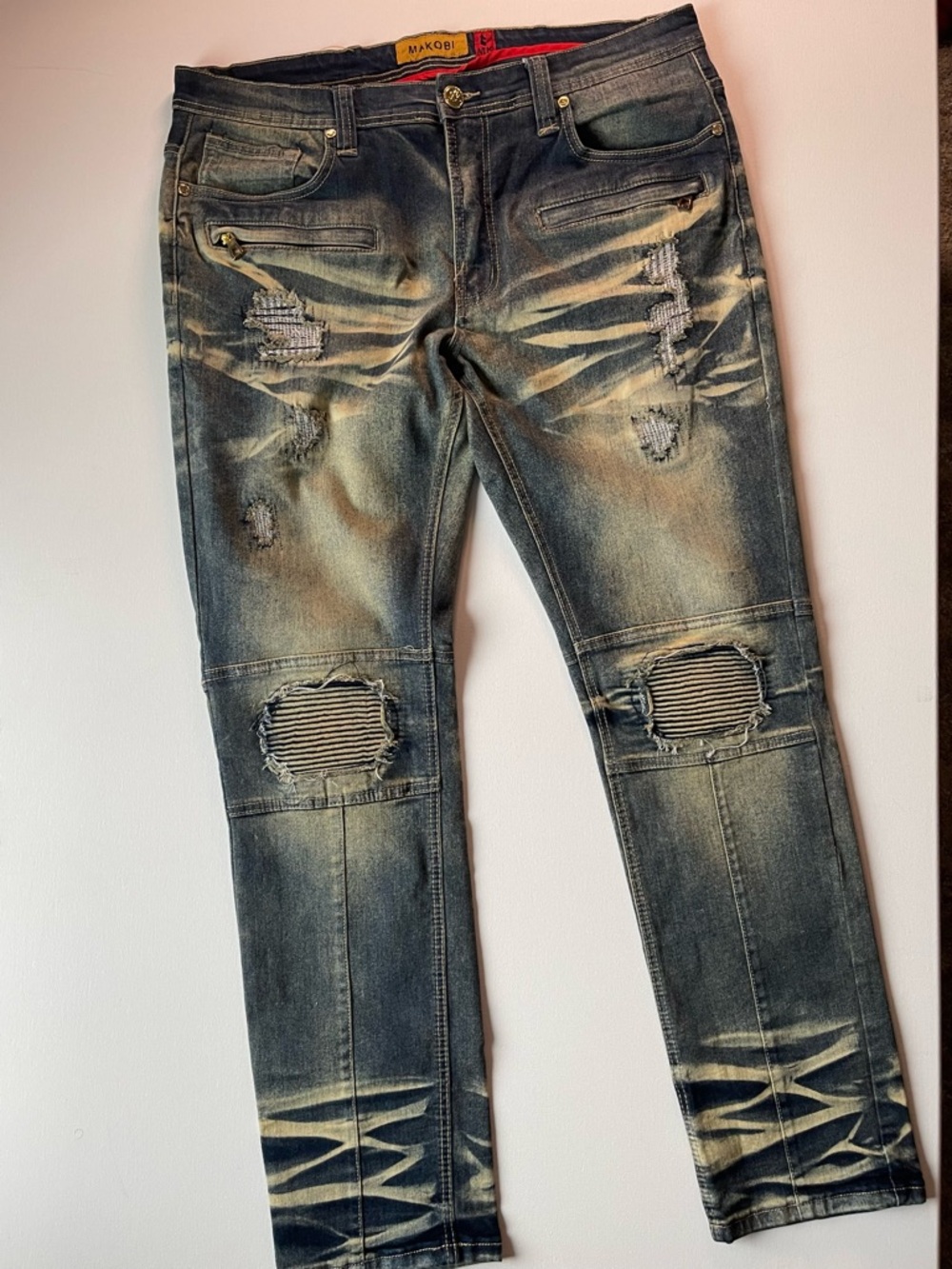 Makobi Men's Skinny Distressed Jeans in Washed Blue